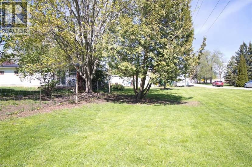 252 QUEEN Street — photo 31 of 33