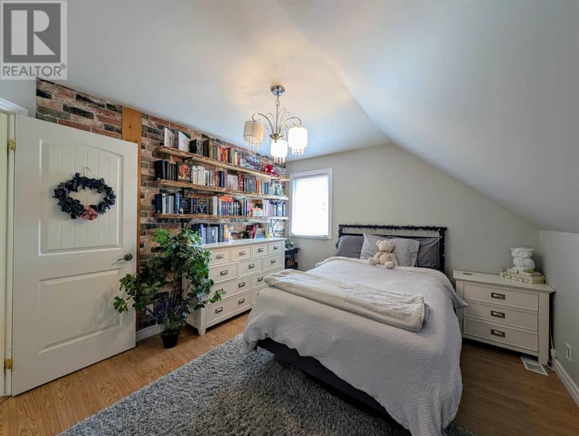 11 River DR — photo 34 of 40