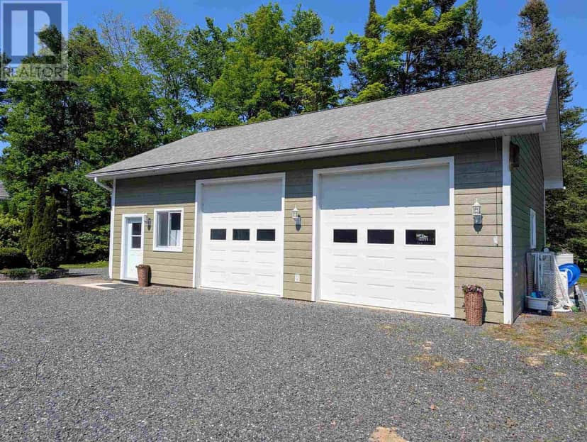 11 River DR, Blind River, photo 4