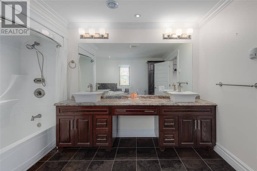 43 Kirkston Avenue — photo 21 of 40