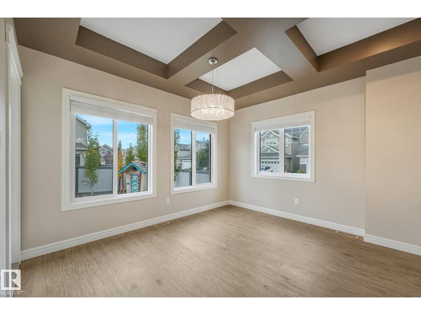 2304 89 ST SW — photo 13 of 33