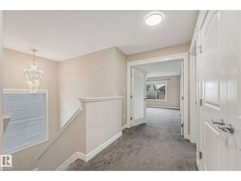 2304 89 ST SW — photo 20 of 33