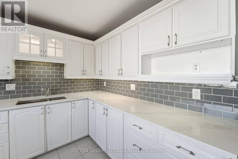 71 - 2415 Southvale Crescent — photo 20 of 40