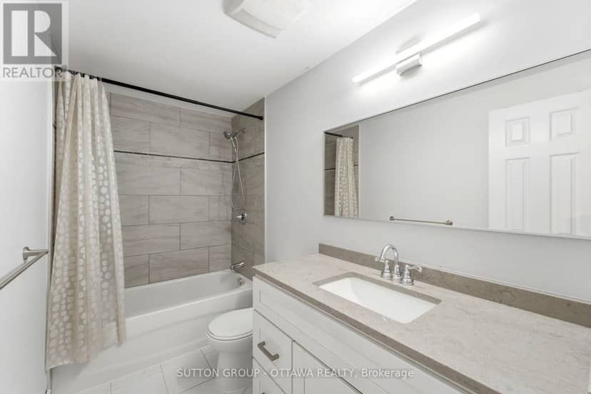 71 - 2415 Southvale Crescent — photo 32 of 40