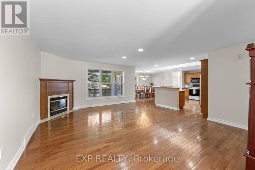 36 Virginia Street — photo 11 of 38