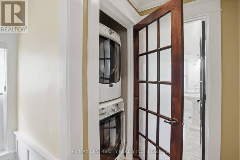 441 Woodman Avenue — photo 30 of 40