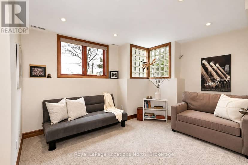 16 - 224 Blueski George Crescent — photo 34 of 40