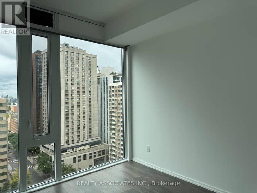 1605 - 75 St Nicholas Street, Toronto, photo 5