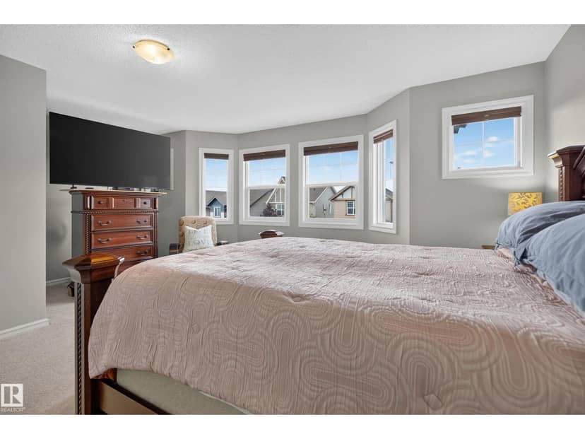 821 36A AV NW — photo 17 of 37