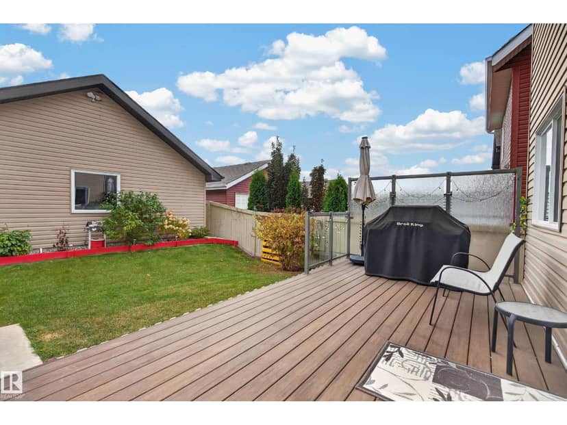 821 36A AV NW — photo 33 of 37
