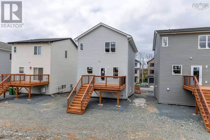 PC-3 10 Pearlgarden Close — photo 6 of 8