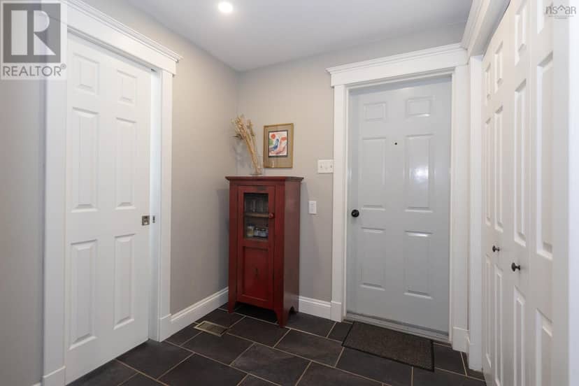 131 Fox Ranch Road — photo 15 of 40