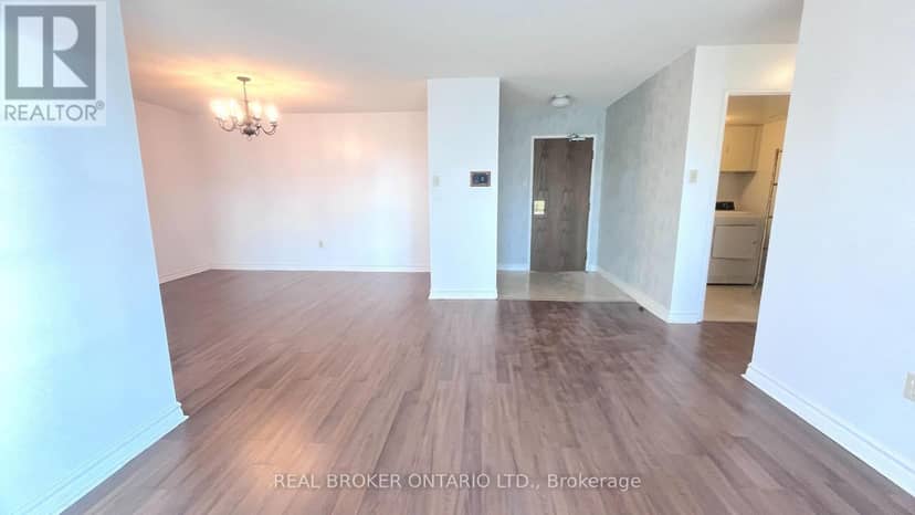 509 - 333 Clark Avenue W, Vaughan, photo 2