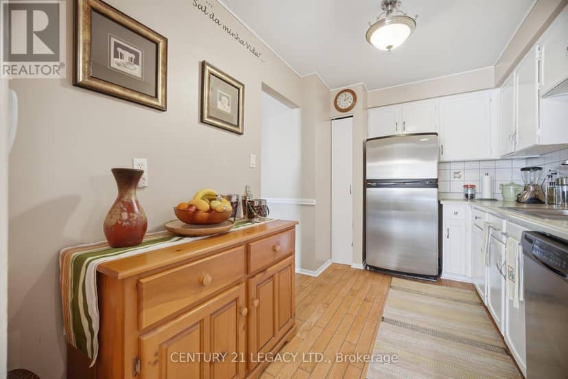 23 - 4171 Glen Erin Drive — photo 12 of 40