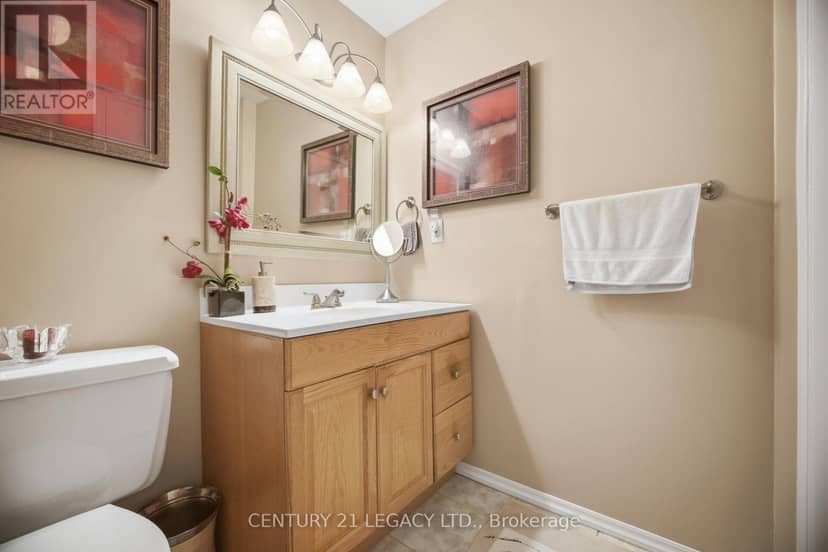 23 - 4171 Glen Erin Drive — photo 29 of 40