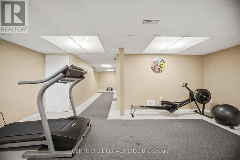 23 - 4171 Glen Erin Drive — photo 36 of 40