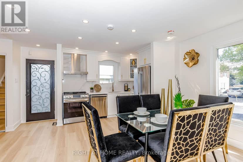 8 Hazelglen Court — photo 15 of 40