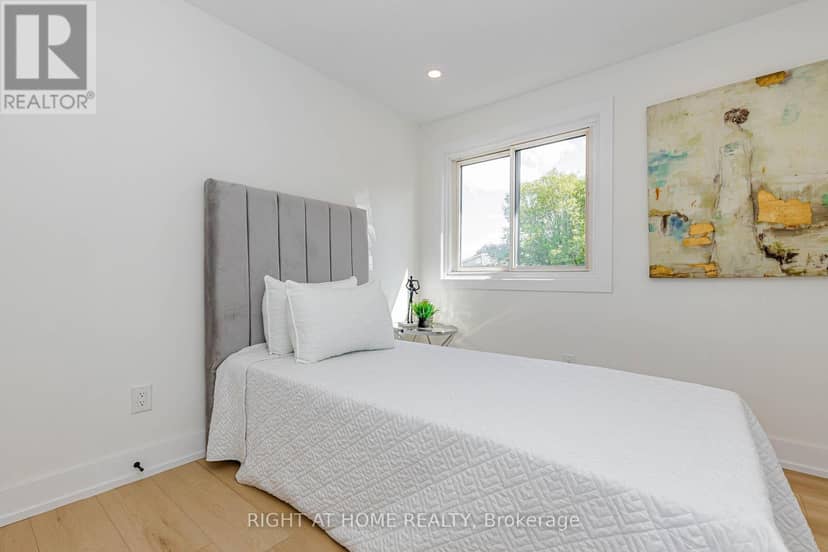 8 Hazelglen Court — photo 30 of 40
