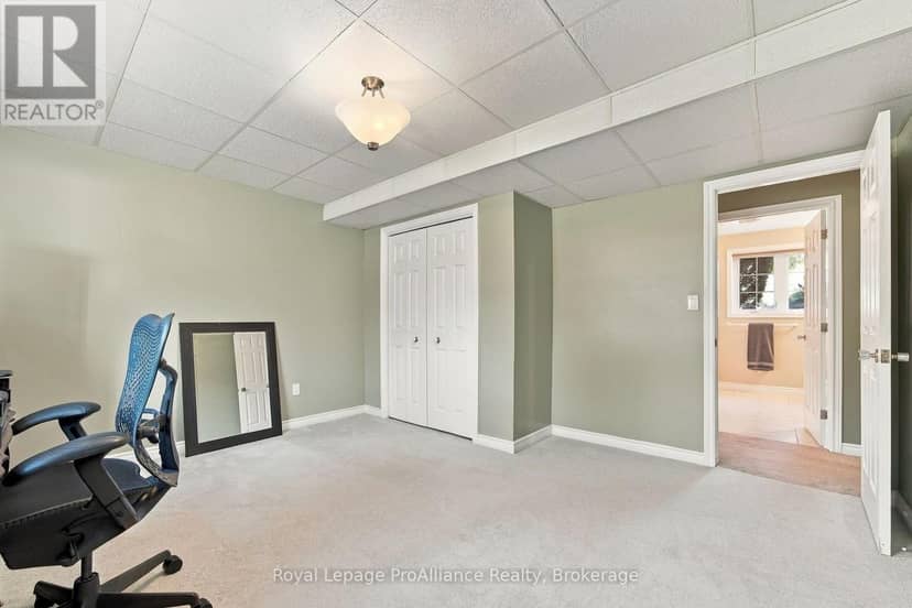 176 Ashley Street — photo 23 of 40