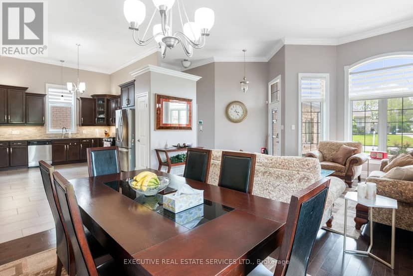 2884 Devon Road — photo 15 of 40