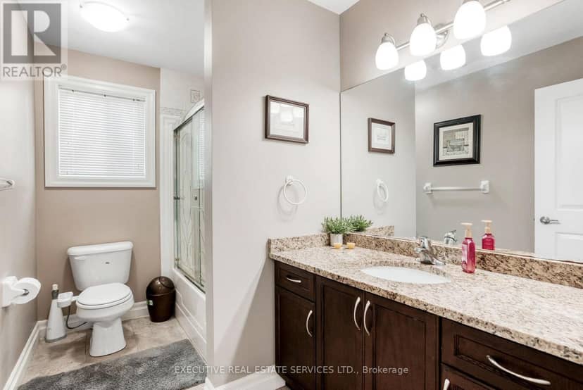 2884 Devon Road — photo 23 of 40