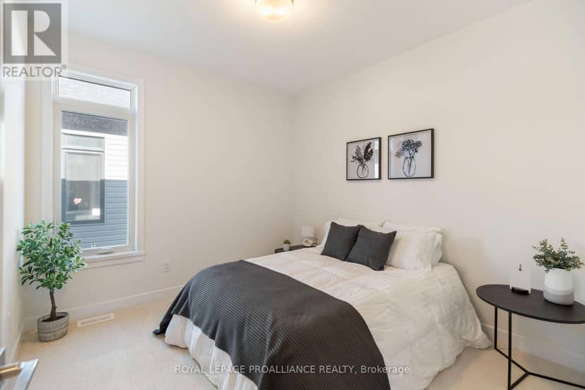 1086 Moore Street — photo 8 of 40