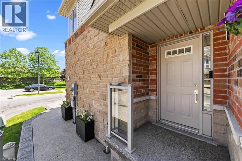 242 UPPER MOUNT ALBION Road Unit# 13, Stoney Creek, photo 2