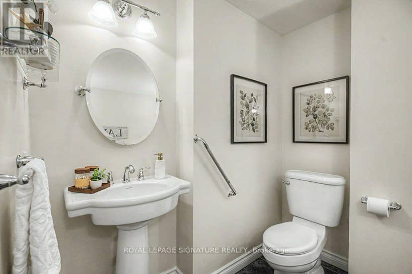 311 Byron Street N — photo 14 of 37