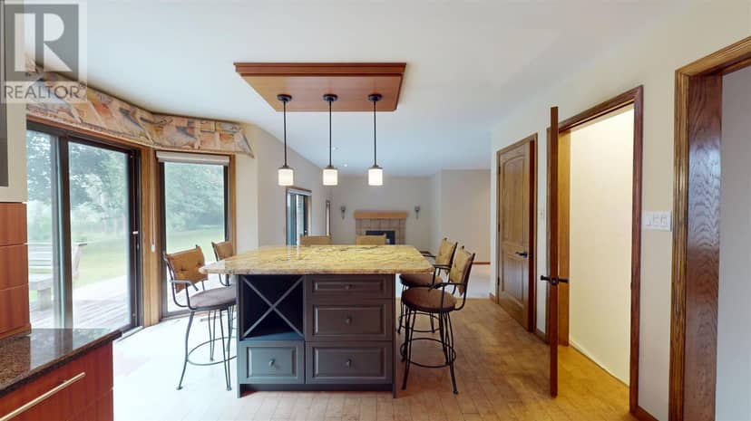 109 Greenview LN — photo 25 of 40