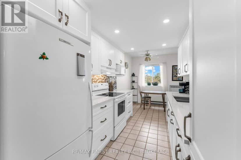 307 - 649 Davis Drive — photo 15 of 39