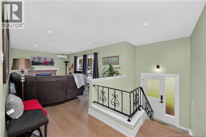 38 Melody Lane — photo 4 of 40
