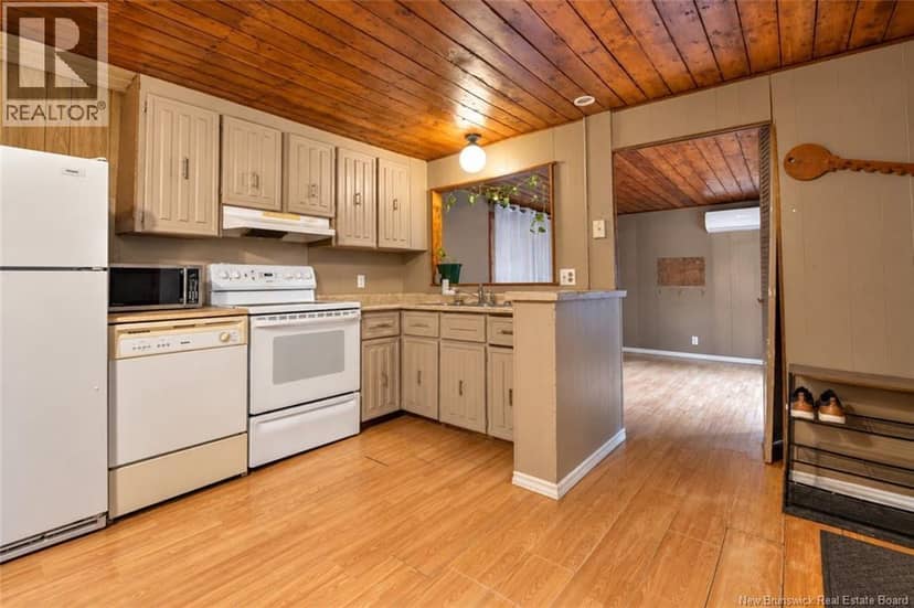 205 West Galloway Road — photo 11 of 19