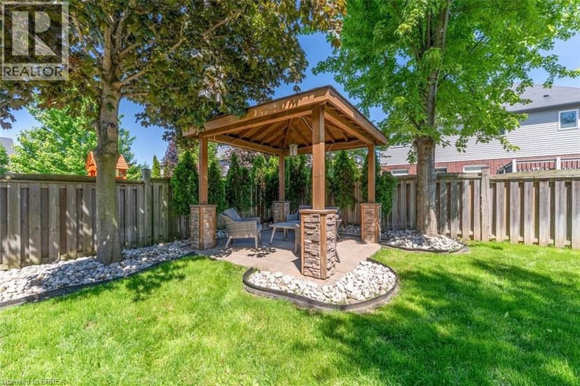 44 MCQUEEN Drive — photo 2 of 40