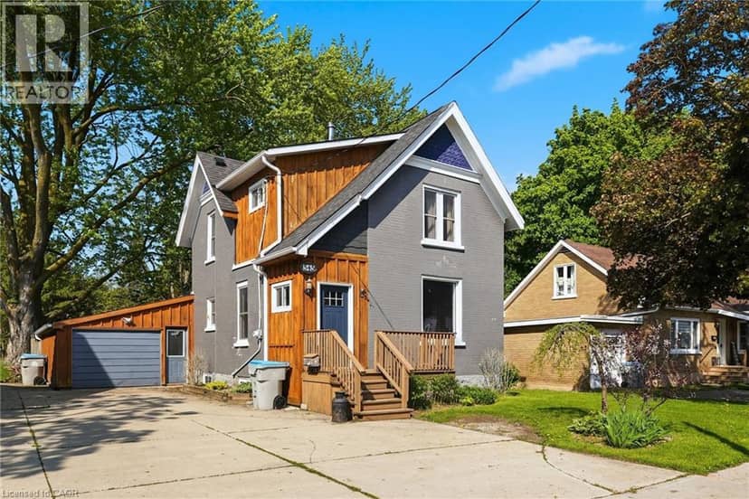 545 MAIN Street E — photo 2 of 40