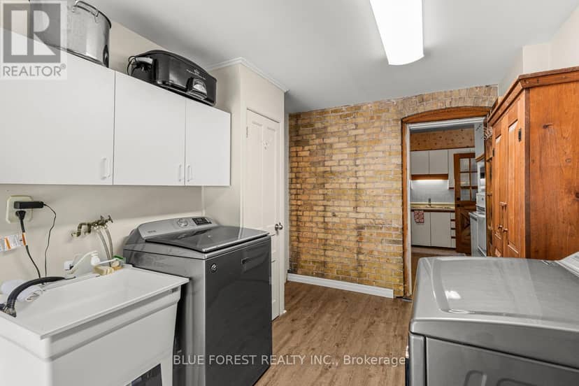 201 Margaret Street — photo 18 of 40