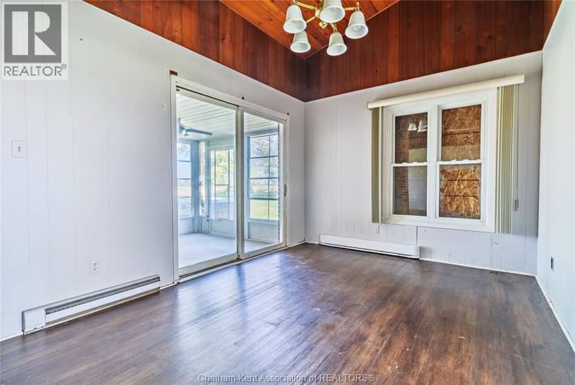 4421 Gleeson LINE — photo 11 of 40