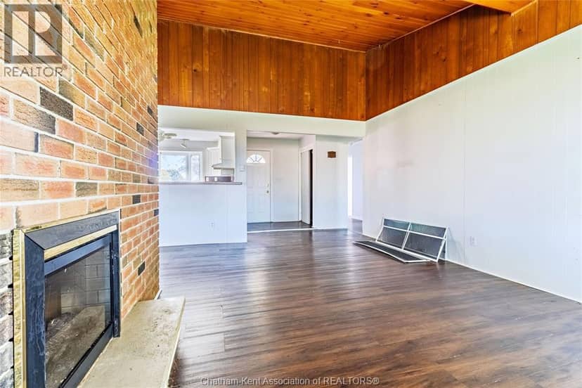 4421 Gleeson LINE — photo 20 of 40