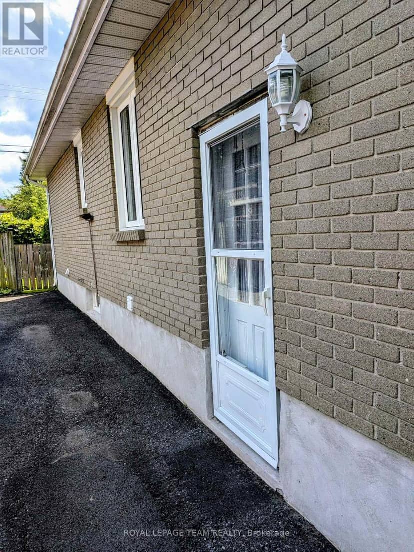 1072 Aldea Avenue — photo 16 of 27