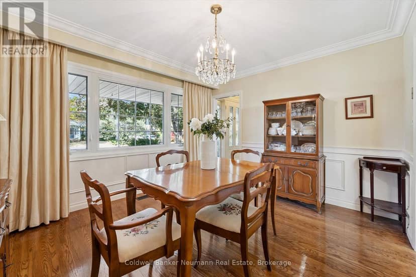 26 Maplewood Drive — photo 20 of 40