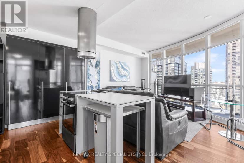 2908 - 38 Dan Leckie Way — photo 14 of 22
