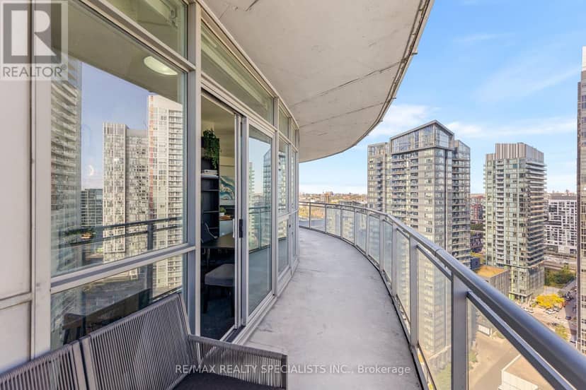 2908 - 38 Dan Leckie Way — photo 16 of 22