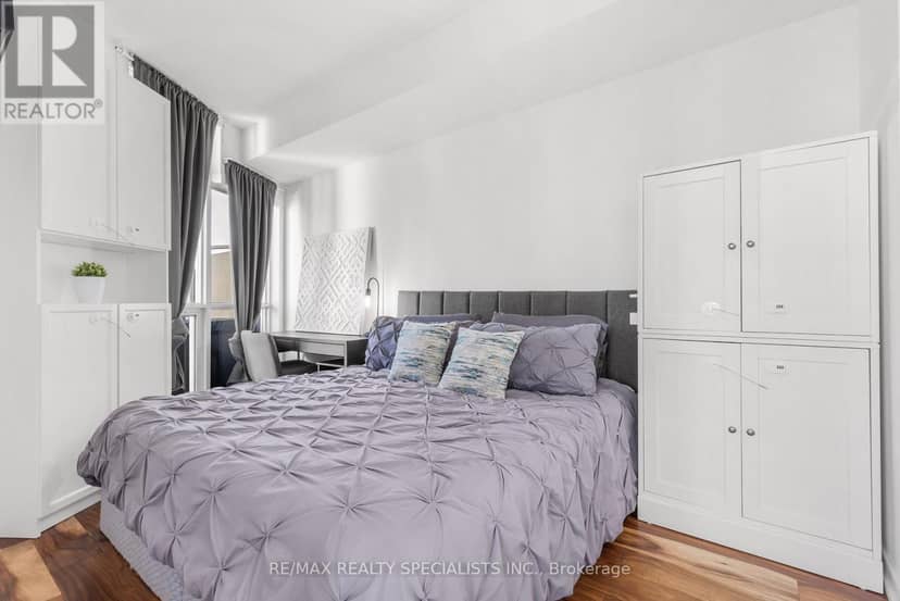 2908 - 38 Dan Leckie Way — photo 3 of 22