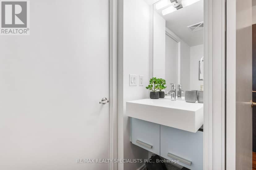 2908 - 38 Dan Leckie Way — photo 4 of 22