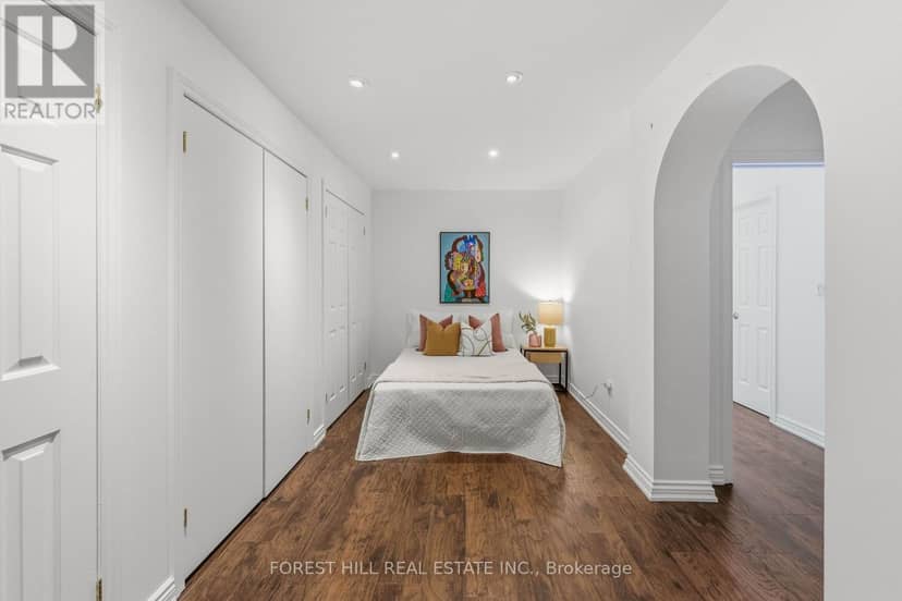 45 Heath Street W — photo 39 of 40