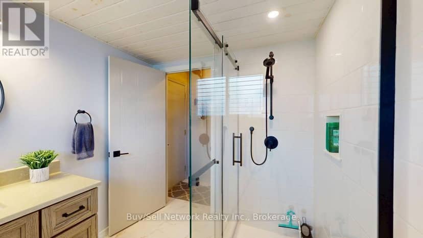 2255 Denure Drive — photo 16 of 36