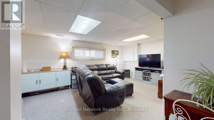 2255 Denure Drive — photo 29 of 36
