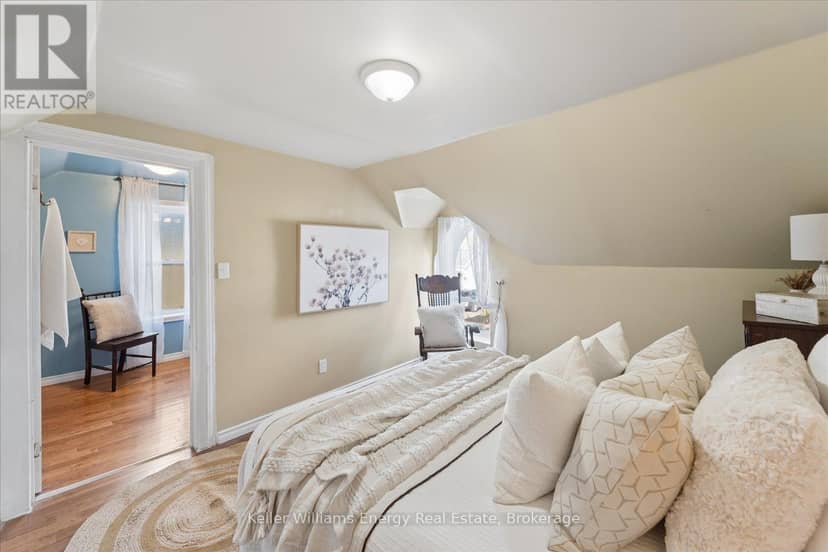 325 Ball Street — photo 26 of 40