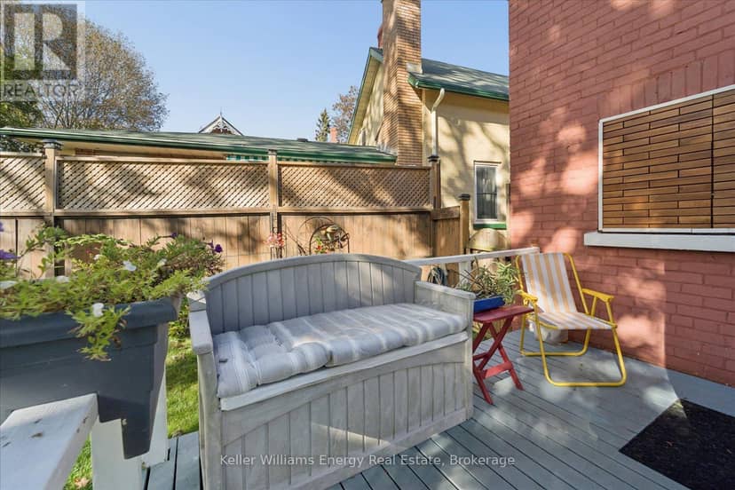 325 Ball Street — photo 35 of 40