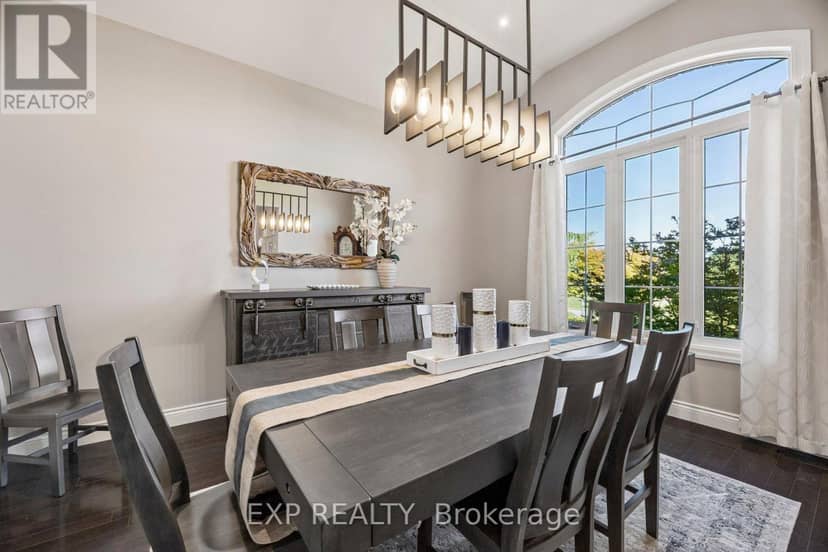 16 Westlake Street — photo 18 of 40