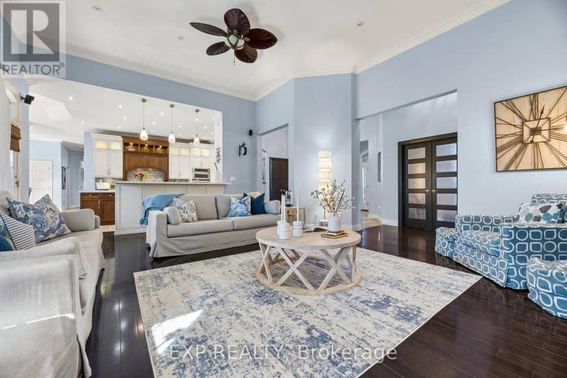 16 Westlake Street — photo 9 of 40